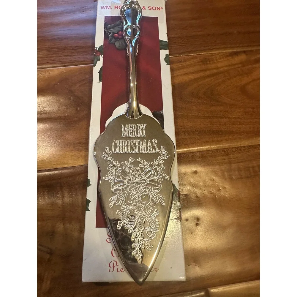 Wm. Rogers & Son Silverplated Merry Christmas Pie Server 11110318 Vintage 1997